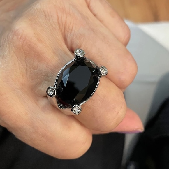 Pretty Chico's ring size 8.5 - Picture 2 of 5